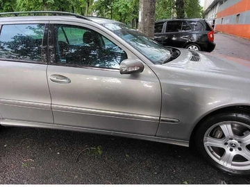 Авто Mercedes E Серия 2004 № 8814432