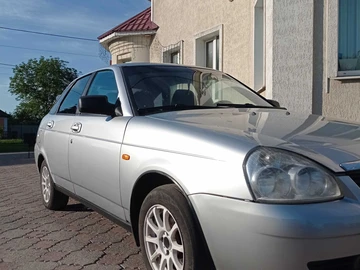 Авто ВАЗ 2172 Priora 2011 № 8814461