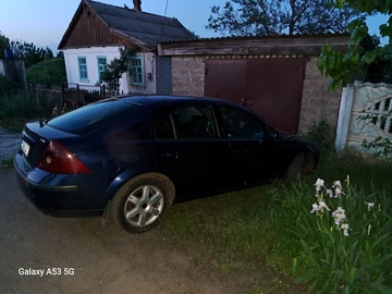 Авто Ford Mondeo 2001 № 8814490