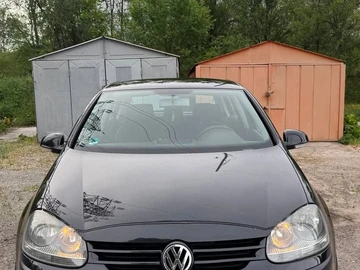 Авто Volkswagen Golf 2003 № 8814562