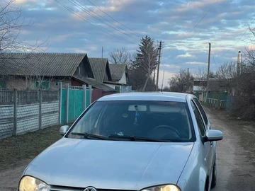 Авто Volkswagen Golf 2003 № 8814707