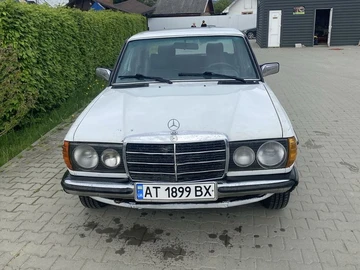 Авто Mercedes W123 1984 № 8814715