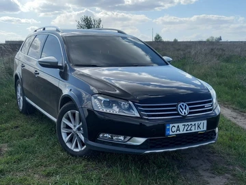 Авто Volkswagen Passat Variant 2012 № 8814728
