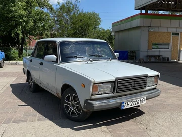 Авто ВАЗ 2107 1990 № 8814757