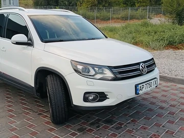 Авто Volkswagen Tiguan 2015 № 8814775