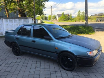 Авто Nissan Sunny 1995 № 8814782