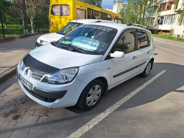 Авто Renault Scenic 2009 № 8815041