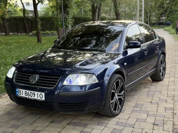 Авто Volkswagen Passat Sedan 2003 № 8815093