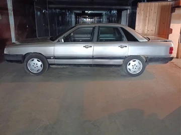 Авто Audi 100 1988 № 8815137