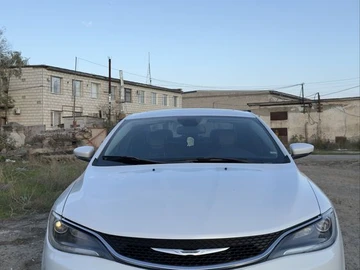 Авто Chrysler 200 2015 № 8815150
