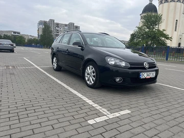 Авто Volkswagen Golf 2010 № 8815166