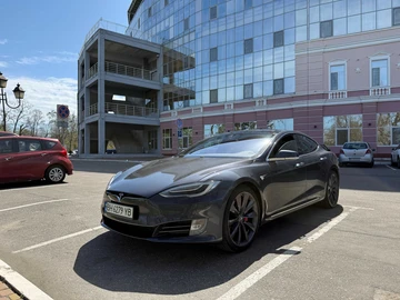 Авто Tesla Model S 2016 № 8815173