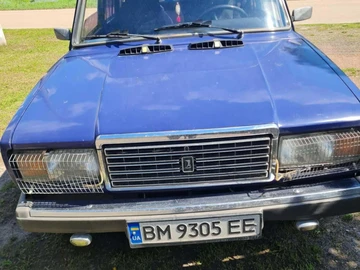 Авто ВАЗ 2107 1999 № 8815318