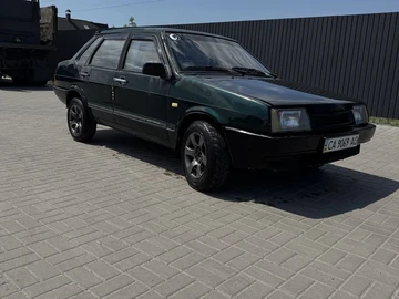Авто ВАЗ 21099 2003 № 8815423