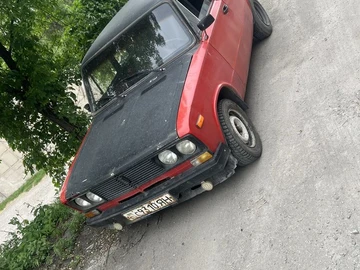 Авто ВАЗ 2103 1989 № 8815459