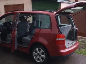 Авто Volkswagen Touran 2006 № 8815463