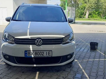 Авто Volkswagen Touran 2014 № 8815484