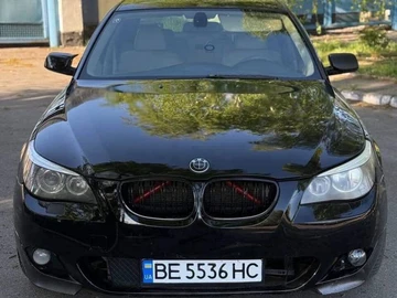 Авто BMW 5 Серия 2004 № 8815496