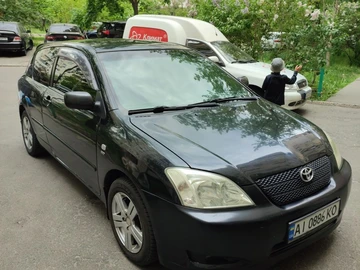 Авто Toyota Corolla 2003 № 8815810