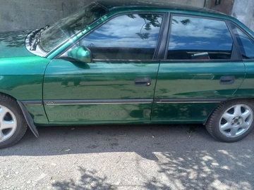 Авто Opel Astra 1996 № 8815892