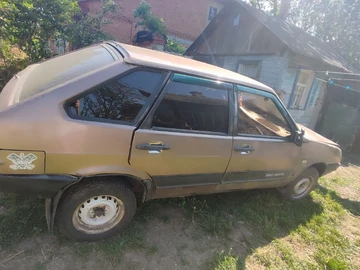 Авто ВАЗ 2109 1995 № 8816003
