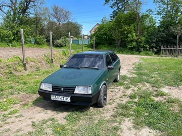 Авто ВАЗ 21093 1999 № 8816078