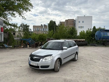 Авто Skoda Fabia 2008 № 8816140