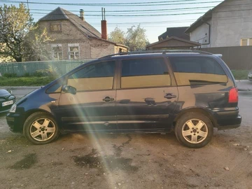 Авто Volkswagen Sharan 2001 № 8816184