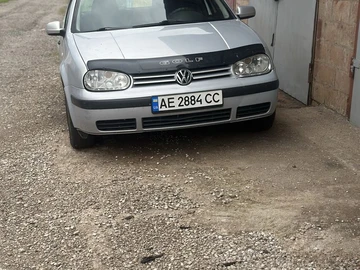 Авто Volkswagen Golf 2000 № 8816332