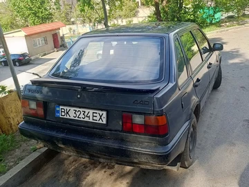 Авто Volvo 440 K 1991 № 8816375