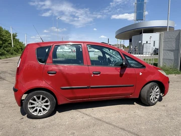 Авто Mitsubishi Colt 2005 № 8816378