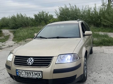 Авто Volkswagen Passat Variant 2002 № 8816461