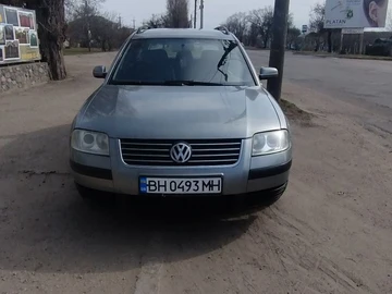 Авто Volkswagen Passat Variant 2002 № 8816693