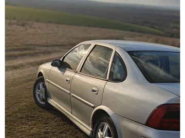 Авто Opel Vectra 1999 № 8816722