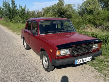 Авто ВАЗ 2107 1989 № 8816747
