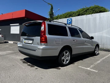 Авто Volvo V70 2007 № 8816765