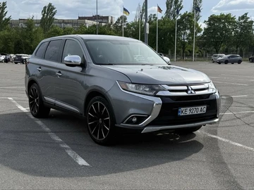 Авто Mitsubishi Outlander 2015 № 8816767
