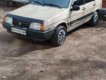 Авто ВАЗ 2109 1987 № 8816784