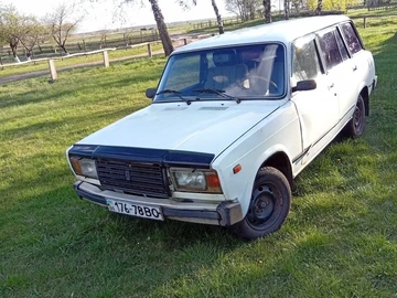 Авто ВАЗ 2104 1988 № 8816876