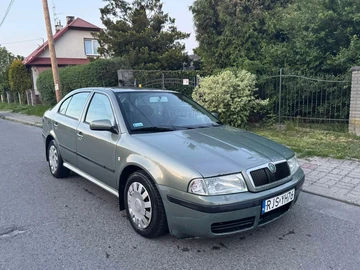 Авто Skoda Octavia 2001 № 8816878