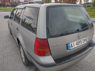 Авто Volkswagen Golf 2002 № 8816880