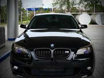 Авто BMW 5 Серия 2004 № 8816882
