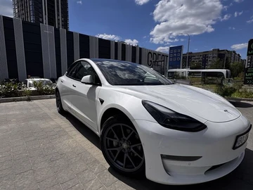 Авто Tesla Model 3 2022 № 8816963