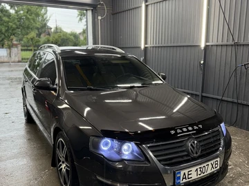Авто Volkswagen Passat Variant 2006 № 8817032