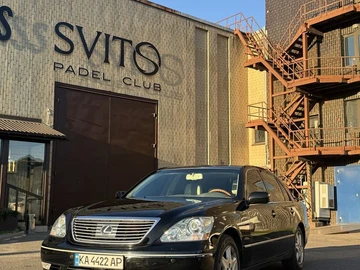 Авто Lexus Ls Серія 2004 № 8817075