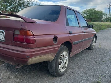 Авто Ford Orion 1989 № 8817164
