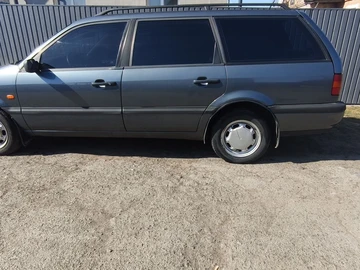 Авто Volkswagen Passat Variant 1995 № 8817245