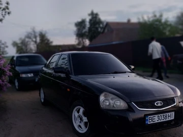 Авто ВАЗ 2172 Priora 2009 № 8817275