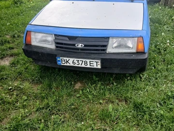 Авто ВАЗ 21093 1989 № 8817295