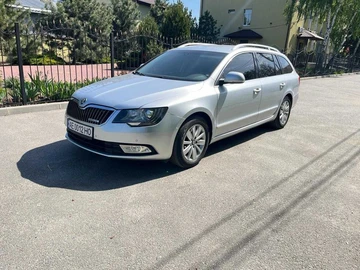 Авто Skoda Superb 2014 № 8817305